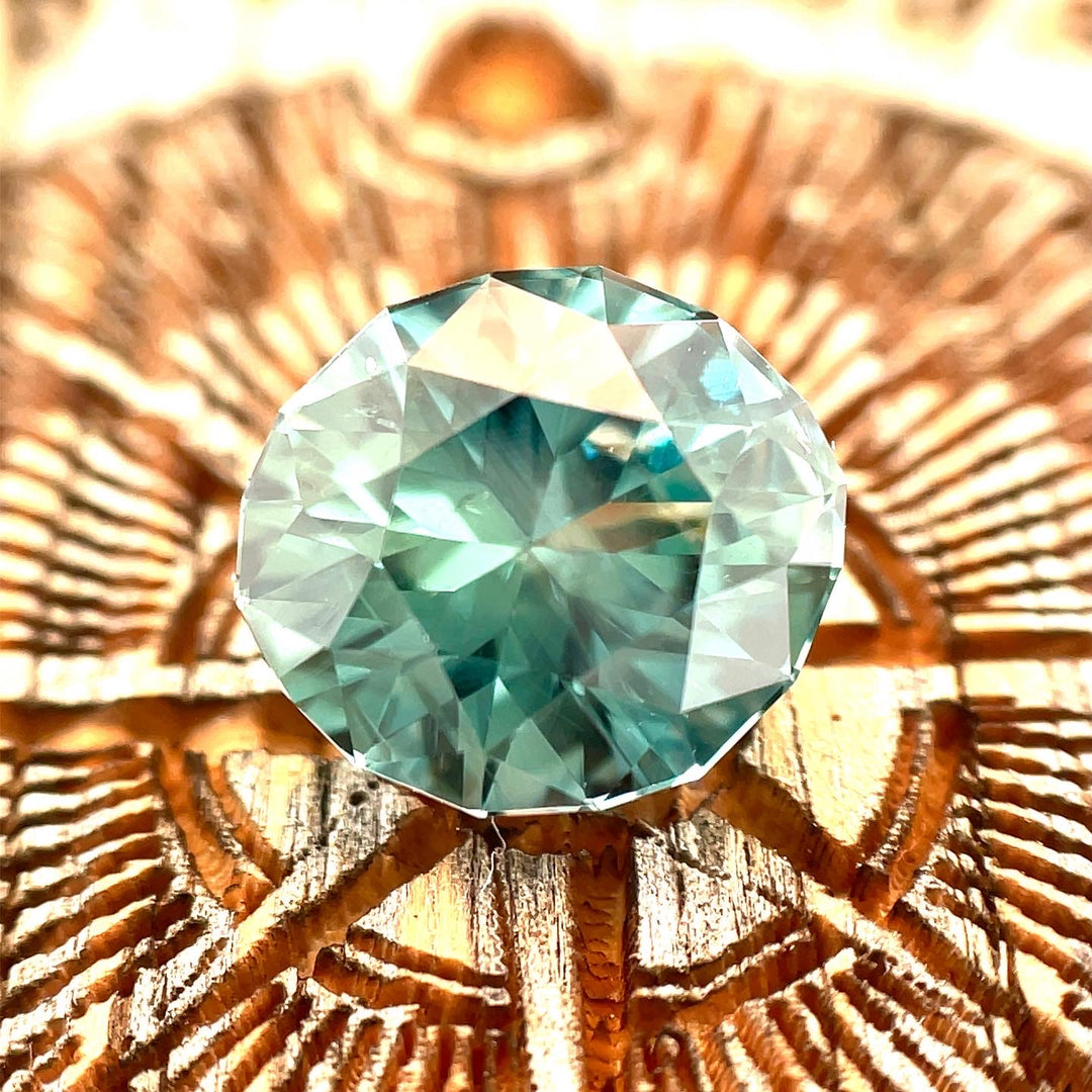 Montana sapphire gemstone — American-mined with teal and green tones — Caleb B. Quashen International.