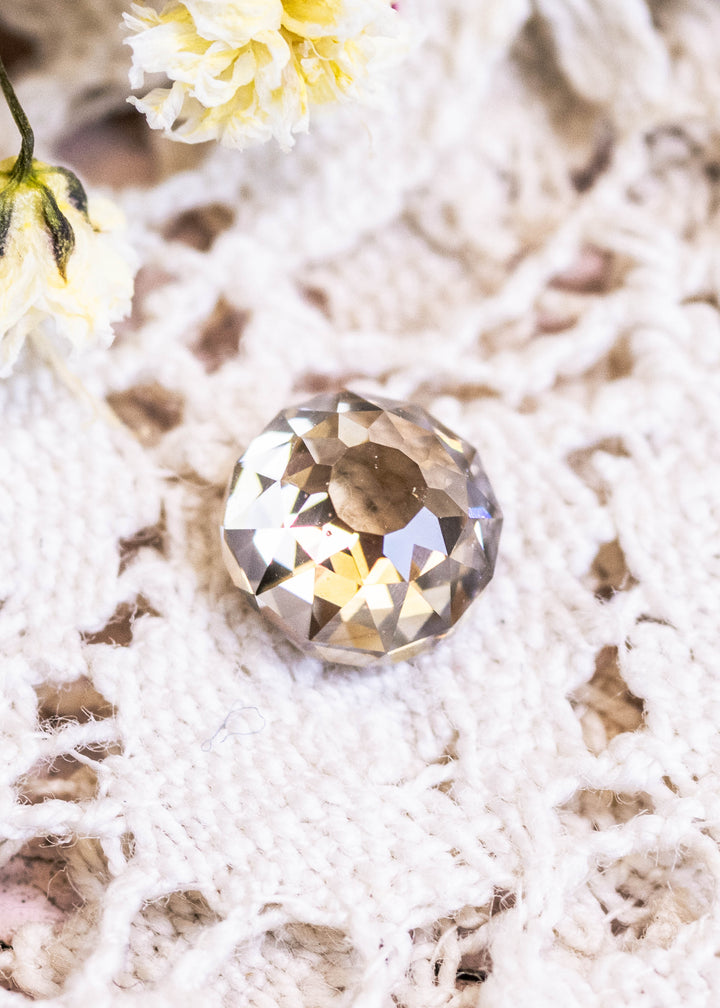 1.05CT Diamond: VVS1 Champagne C4 Round Mughal Cut