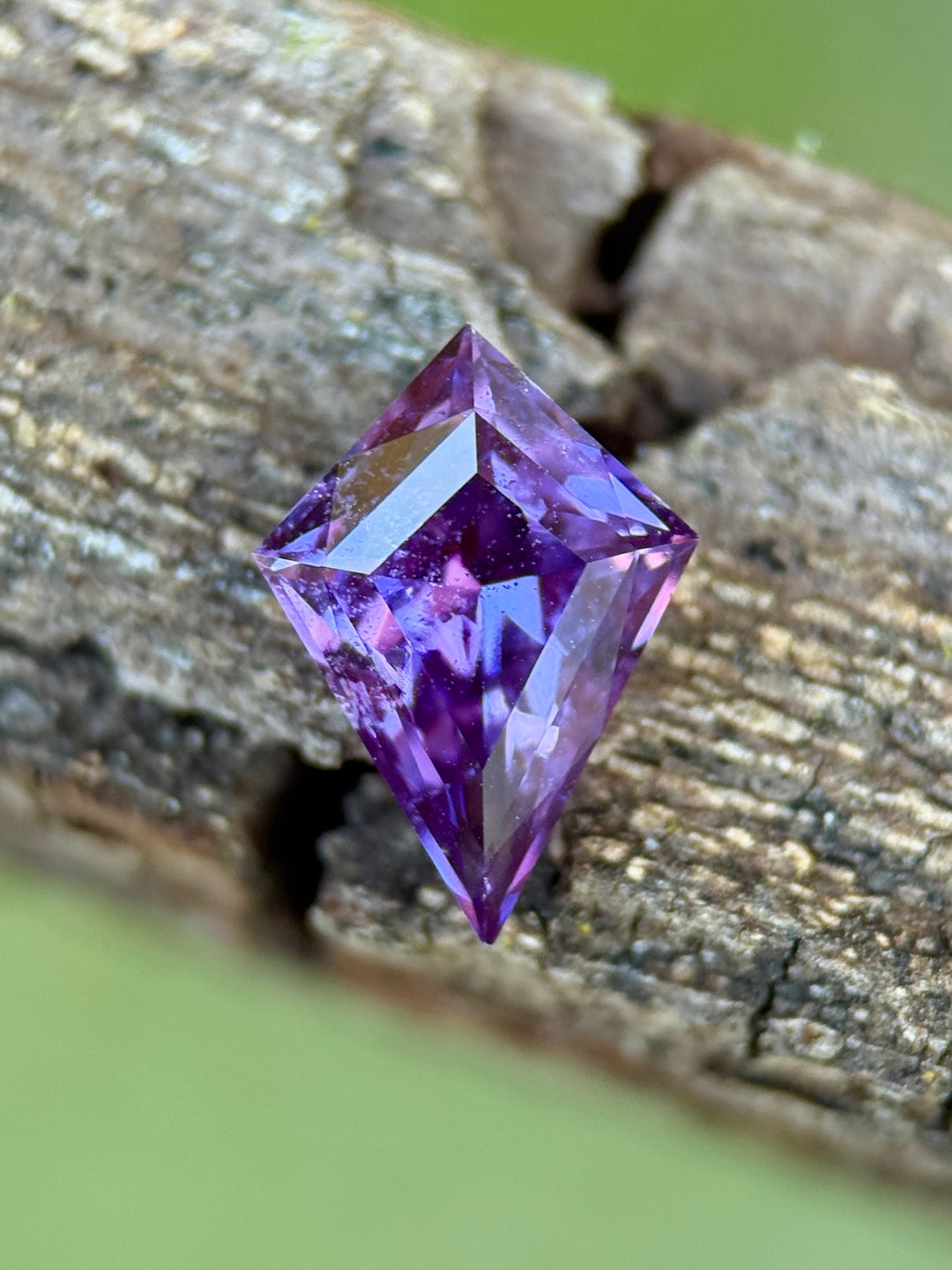 1.60CT Sapphire: Vivid Purple Precision Kite Mix Cut