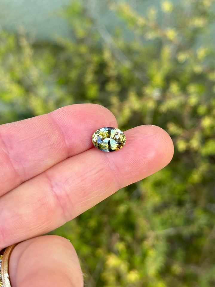 5.06CT Sapphire: Yellow Blue Parti Precision Custom Oval Mix Cut