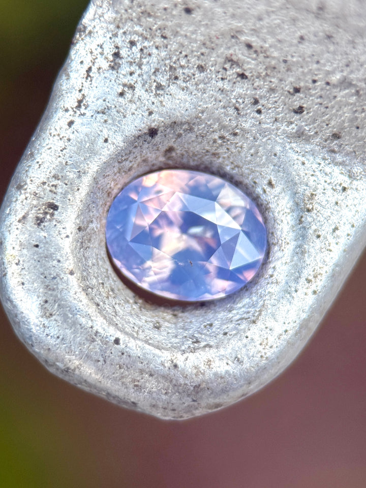 1.53CT Sapphire: Opalescent Purplish Violet Precision Oval Mix Cut