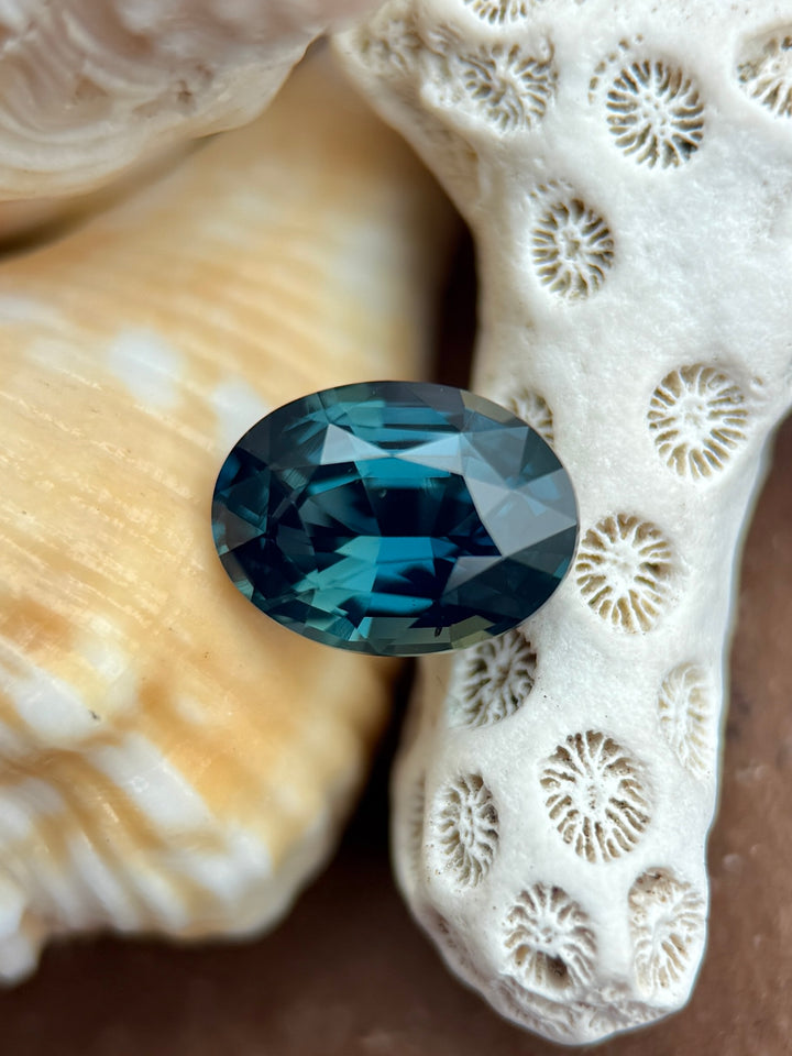 3.02CT Sapphire: Color Change from Teal Blue Green to Purple Blue Precision Oval Mix Cut