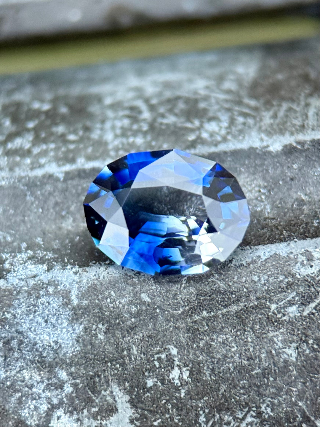 1.65CT Sapphire: Denim Blue Colorless Parti Precision Oval Mix Cut