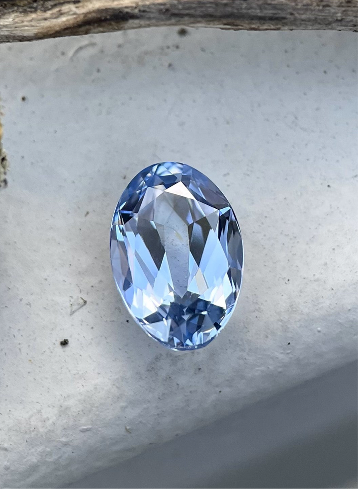 2.50CT Sapphire: Cornflower Blue Antique Style Oval Mix Cut