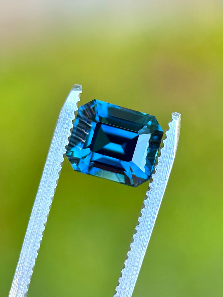 3.52CT Sapphire: Vivid Blue Precision Emerald Cut