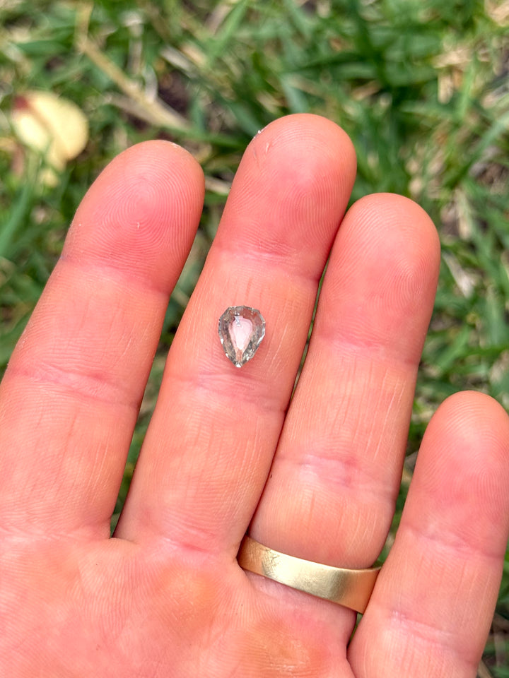 1.75CT Sapphire: Color Shifting Shield Tablet Cut