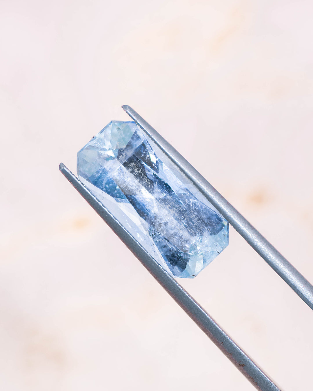 5.04CT Aquamarine: Mint Blue Custom Radiant Cut