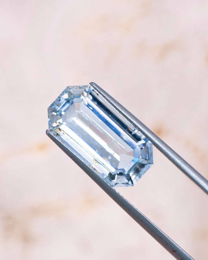7.61CT Aquamarine: Green Seafoam Blue Emerald Cut