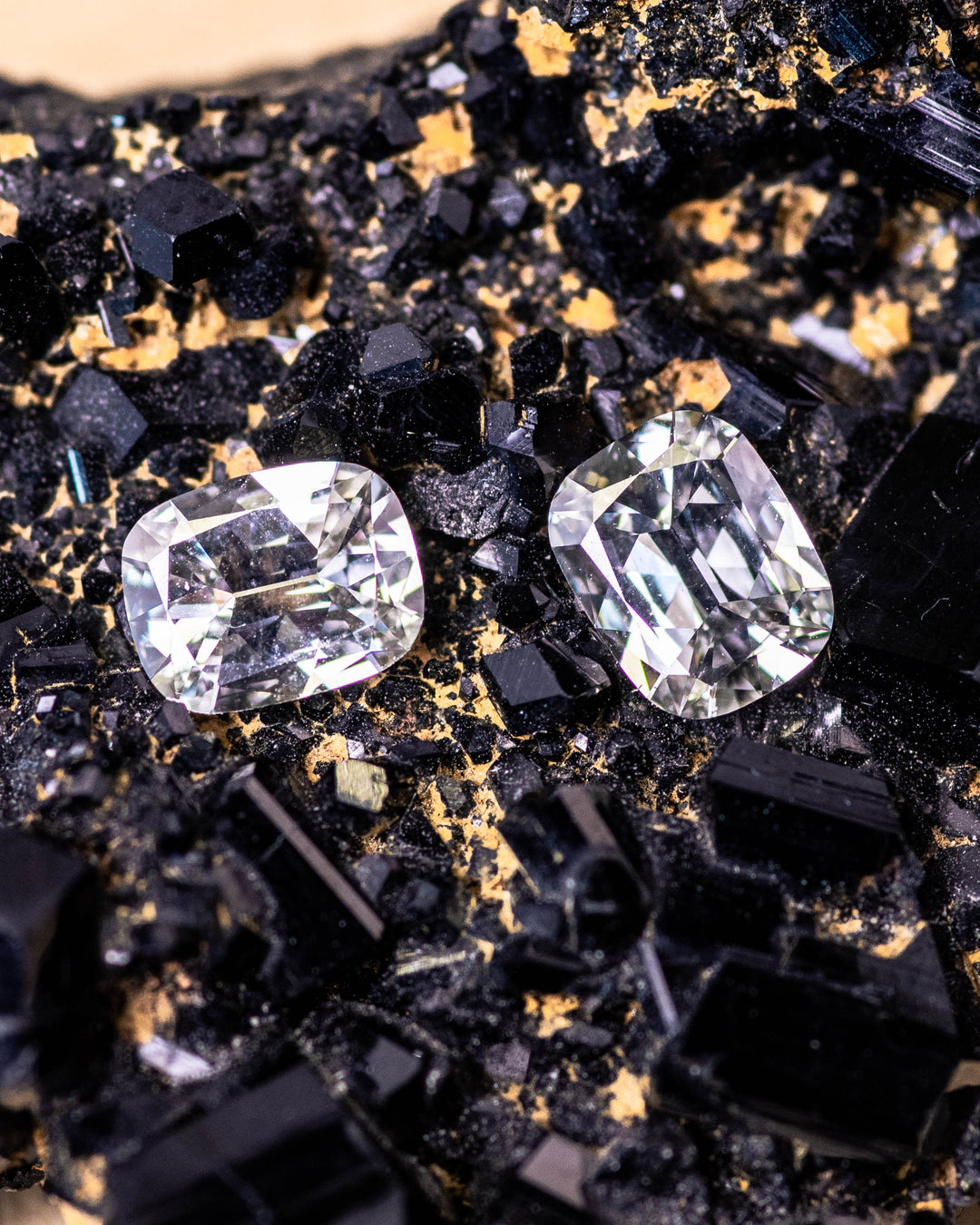 0.92CTW Matched Diamond Pair: S-T VS1 Antique Old Mine Cut Cushion