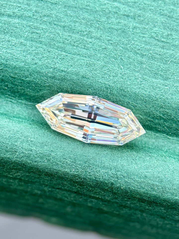 1.01CT Diamond: VS1 M Antique Style Marquise Step Cut
