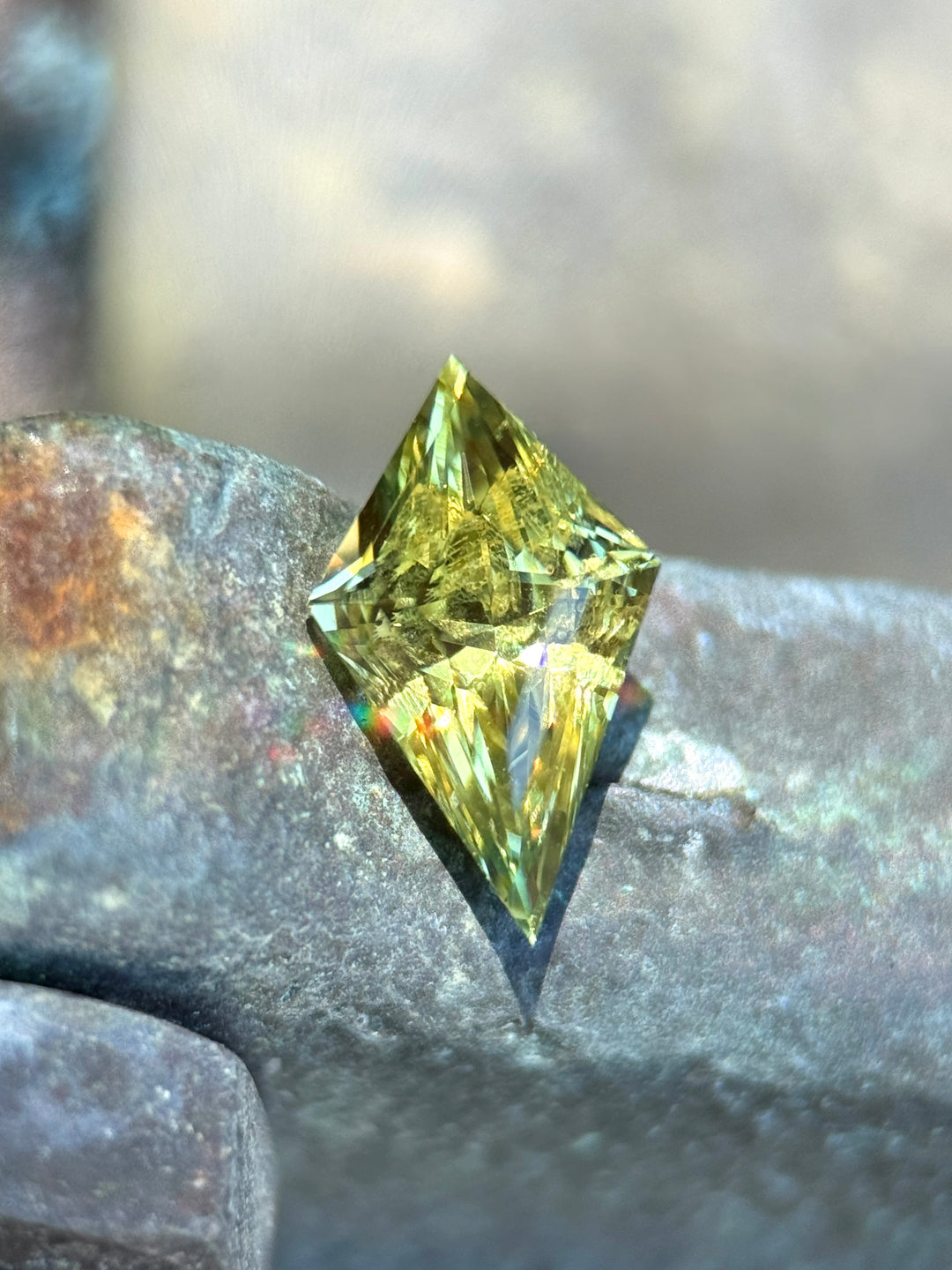 1.55CT Sapphire: Yellow Green Precision Kite Mixed Cut