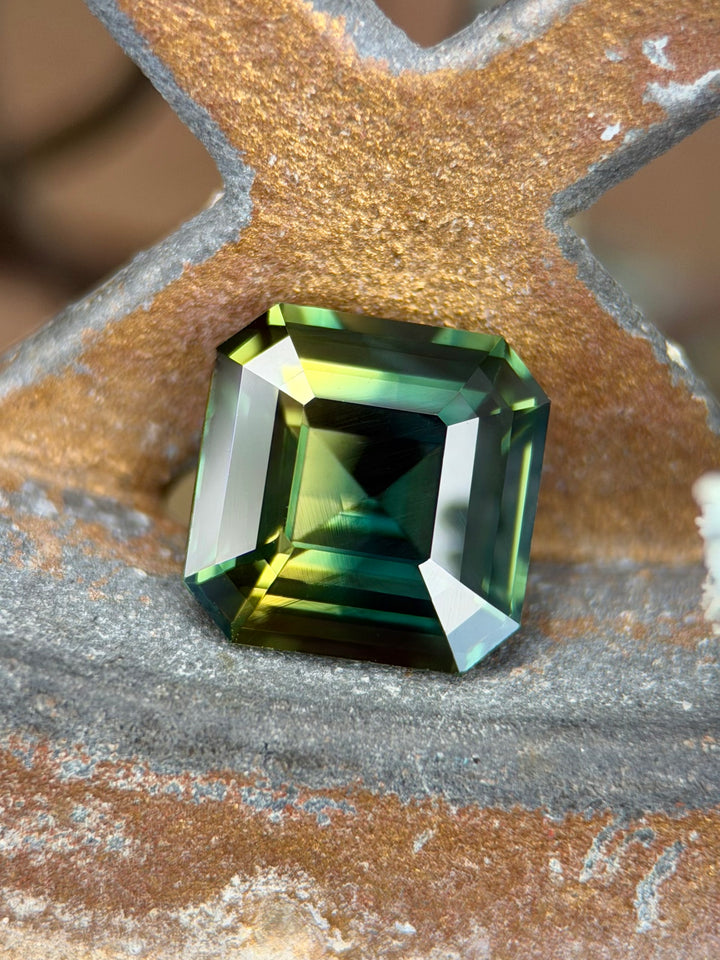3.10CT Sapphire: Parti Green Yellow Blue Asscher Cut