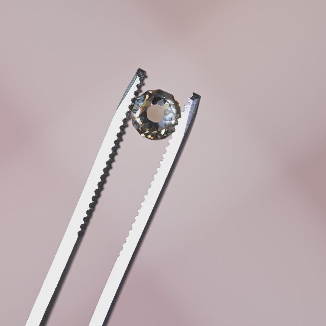 1.05CT Diamond: VVS1 Champagne C4 Round Mughal Cut