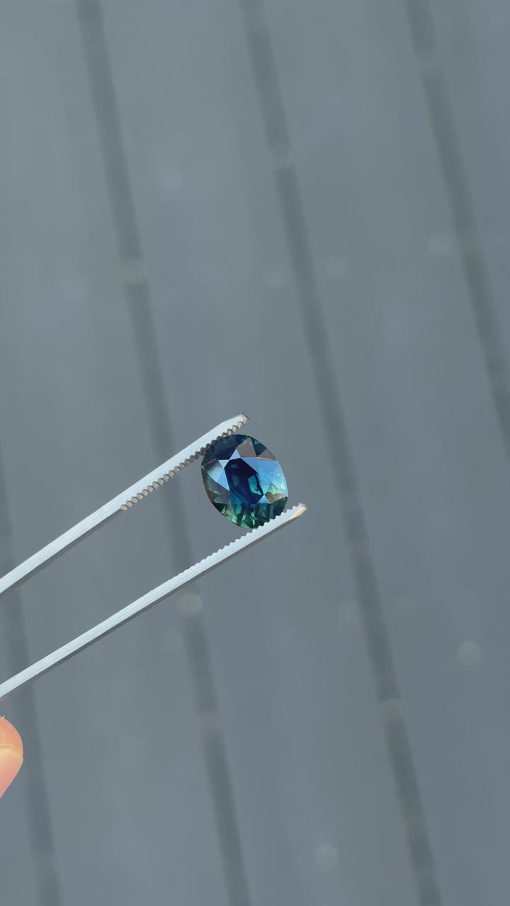 5.71CT Sapphire: Vibrant Teal Blue Green Custom Antique Style Oval Modified Brilliant Cut