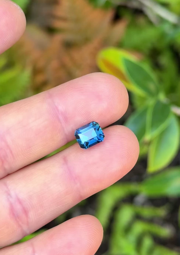 3.52CT Sapphire: Vivid Blue Precision Emerald Cut