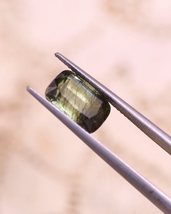 3.94CT Peridot: Green Cushion Cut