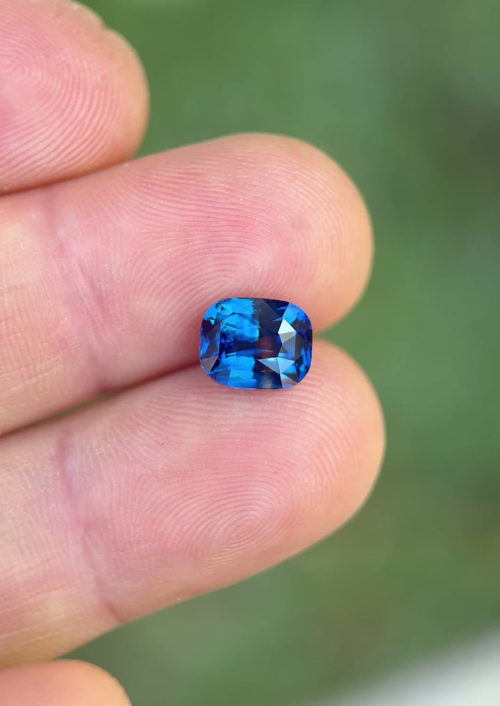 3.03CT Sapphire: Royal Blue Yellow Parti Precision Elongated Cushion Mix Cut