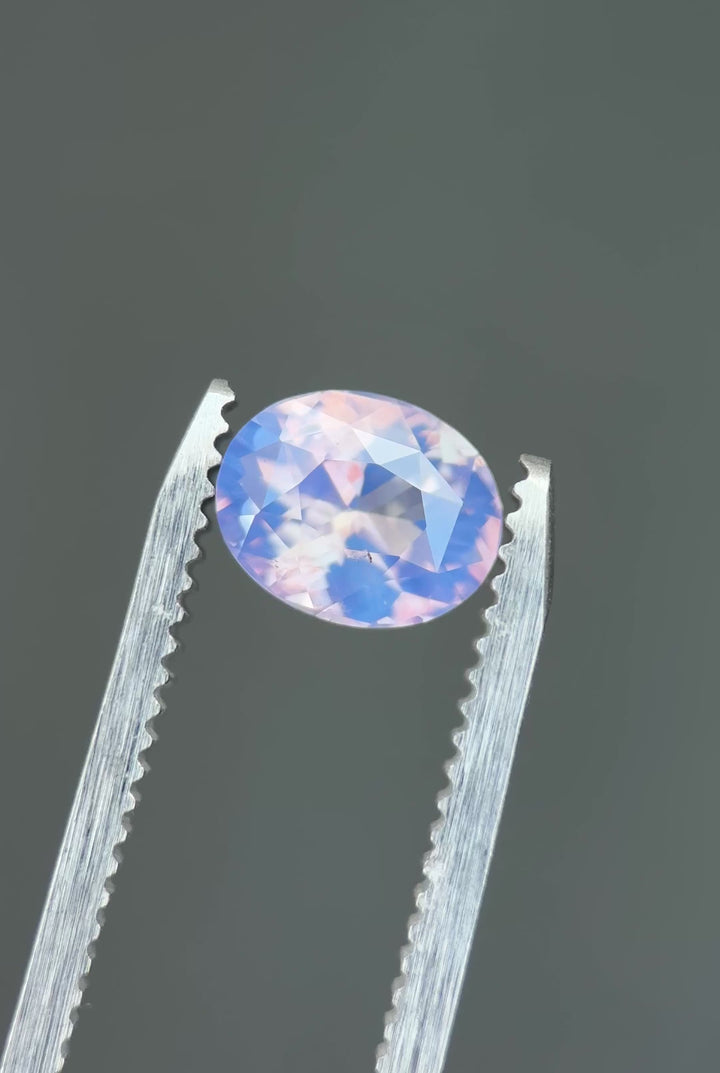 1.53CT Sapphire: Opalescent Purplish Violet Precision Oval Mix Cut