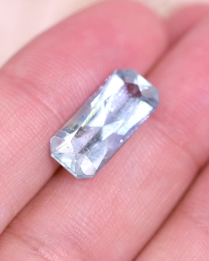 5.04CT Aquamarine: Mint Blue Custom Radiant Cut