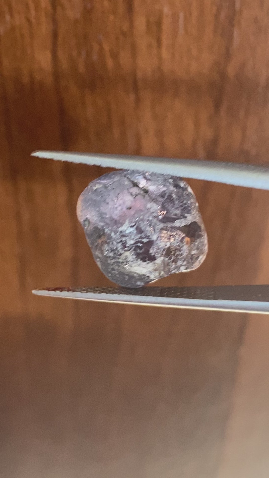 A video of the rough montana sapphire prior to it being cut. 