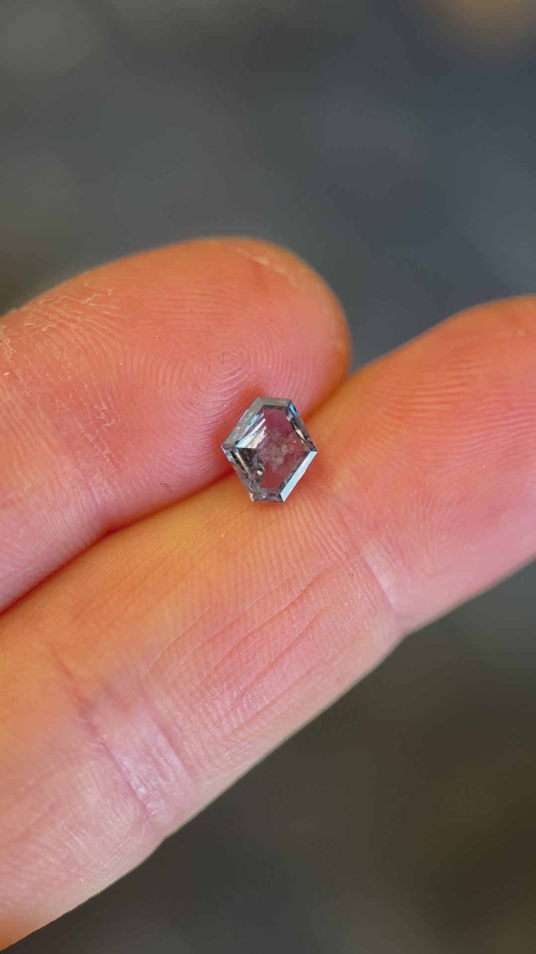 1.20CT Sapphire: Bluish Purple Geometric Hexagon Step cut