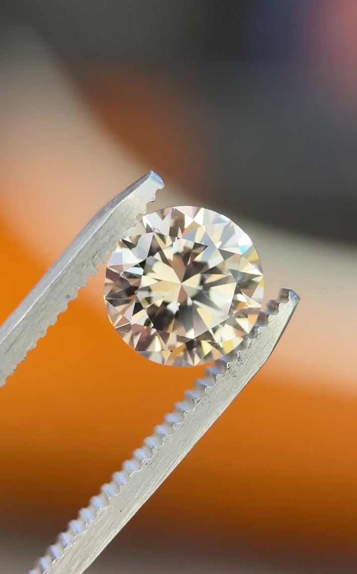 2.40CT Diamond: VVS1 Champagne C3 Hearts & Arrows Round Brilliant Cut