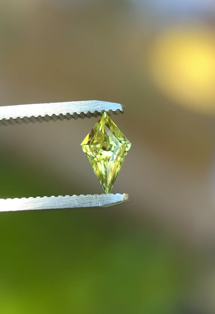 1.55CT Sapphire: Yellow Green Precision Kite Mixed Cut