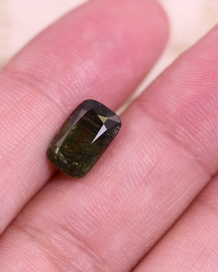 3.94CT Peridot: Green Cushion Cut