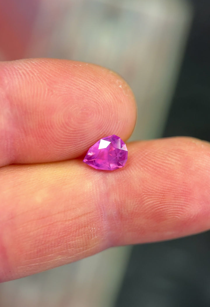1.24CT Sapphire: Opalescent Hot Purplish Pink Precision Geometric Pear Modified Brilliant Cut