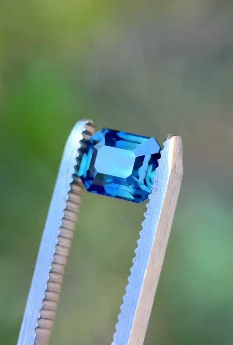 2.19CT Sapphire: Gradient Oceanic Teal Blue Parti Precision Emerald Cut